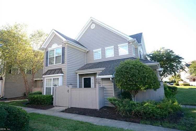 2383 Old Greenbrier Rd Chesapeake, VA 23325 | MLS 10278831 Photo 1