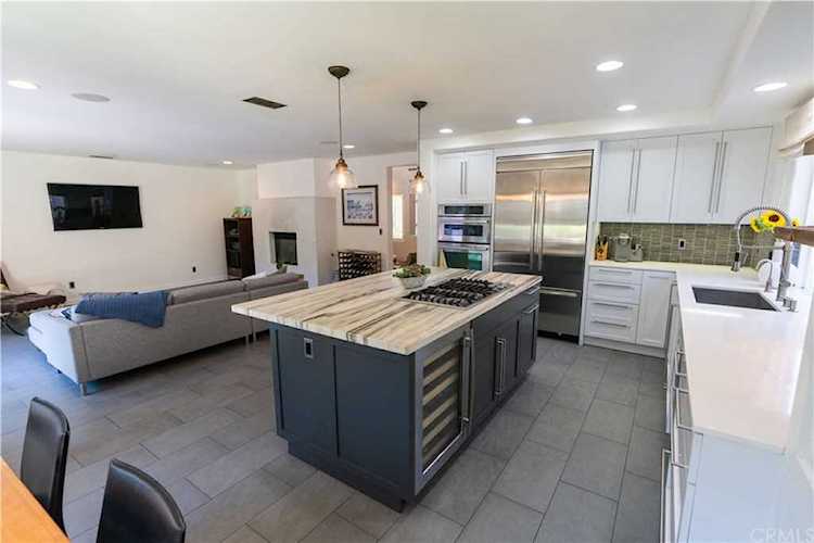 1408 Oak Avenue Manhattan Beach, CA 90266 | MLS SB19227630 Photo 1