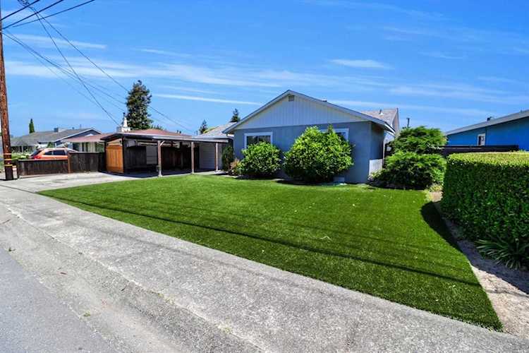 108 Hawthorne Way San Rafael, CA 94903 | MLS 21917824 Photo 1