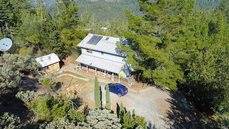 1925 Los Alamos Road Santa Rosa, CA 95409 | MLS 21913328 Photo 1