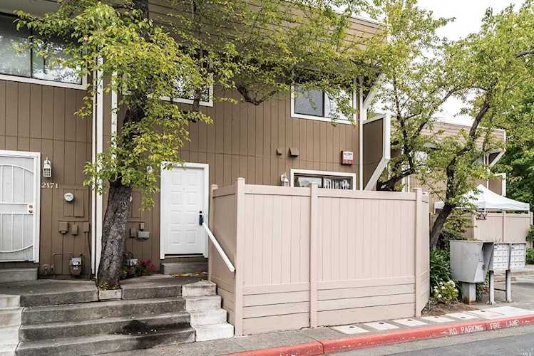 2169 W Steele Lane Santa Rosa, CA 95403 | MLS 21911111 Photo 1