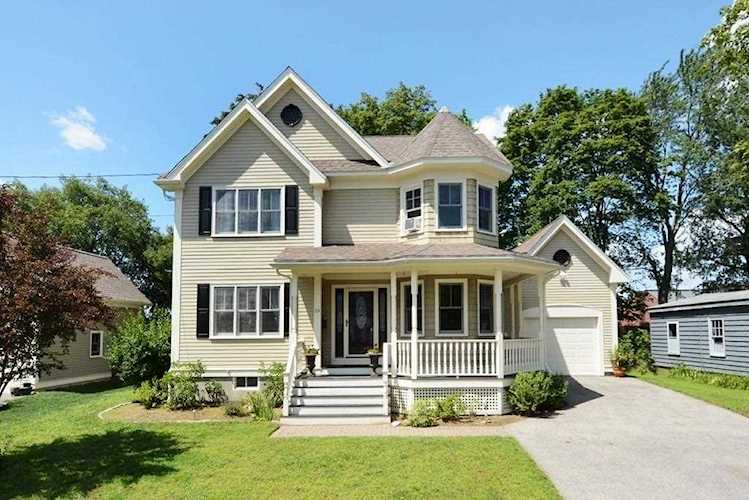 Ipswich, 19 Kimball Ave, MA, home for sale Photo 1