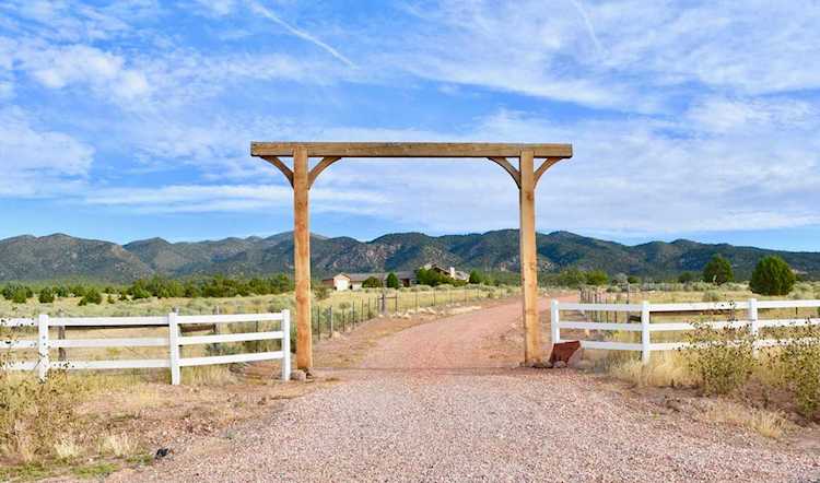 963 E 800 CIR N New Harmony, UT 84757