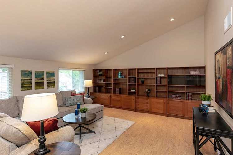 10158 Ridgeway Drive Cupertino, CA 95014 | MLS 52195380 Photo 1