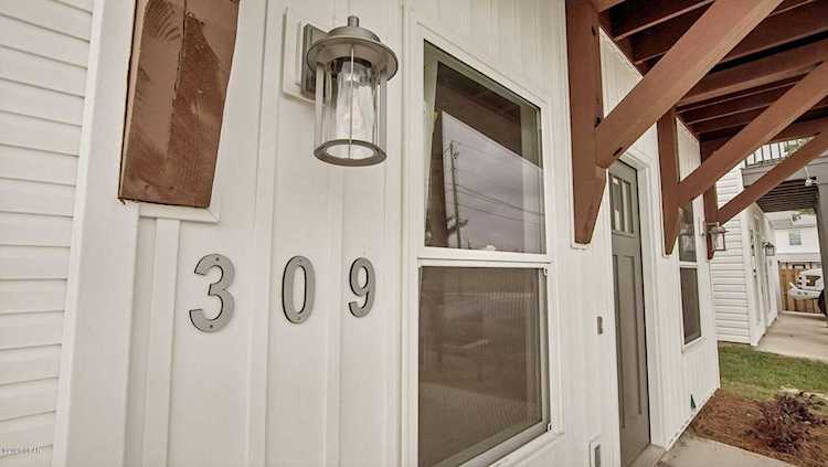 309 Gay Ave Panama City, FL 32404