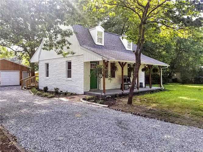 9124 Germont Ave North Chesterfield, VA 23237 | MLS 1920898 Photo 1