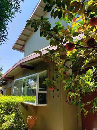 25 Porto Bello Drive San Rafael, CA 94901 | MLS 21909316 Photo 1