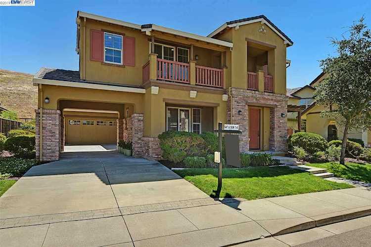 7739 Ridgeline Dr Dublin, CA 94568 | MLS 40879483 Photo 1