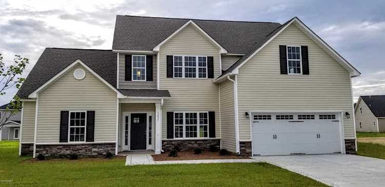 3235 Dandelion Drive Grimesland, NC 27837
