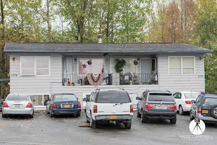 1772 Muldoon Circle Anchorage, AK 99504