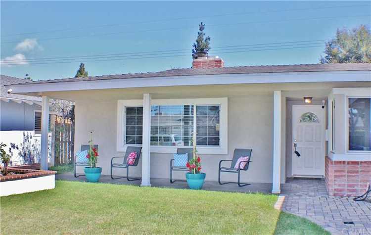 3206 Dakota Avenue Costa Mesa, CA 92626 | MLS OC19223586 Photo 1