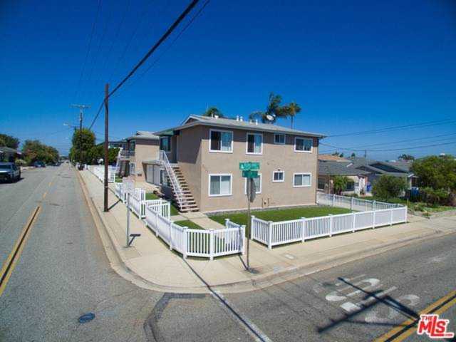 2001 Ruhland Avenue Redondo Beach, CA 90278 | MLS 19516162 Photo 1