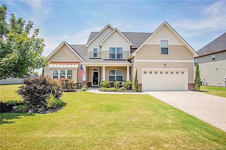 508 Rossendale Dr Hope Mills, NC 28348 | MLS 609865 Photo 1