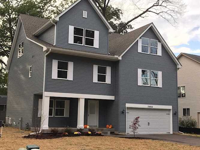 34466 N Hickory Ln Round Lake, IL 60073