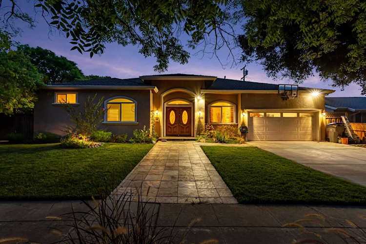 1053 Jacqueline Way San Jose, CA 95129 | MLS 52205525 Photo 1