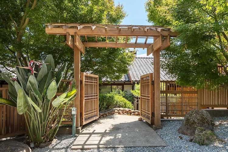 74 Southern Heights Boulevard San Rafael, CA 94901 | MLS 21921363 Photo 1