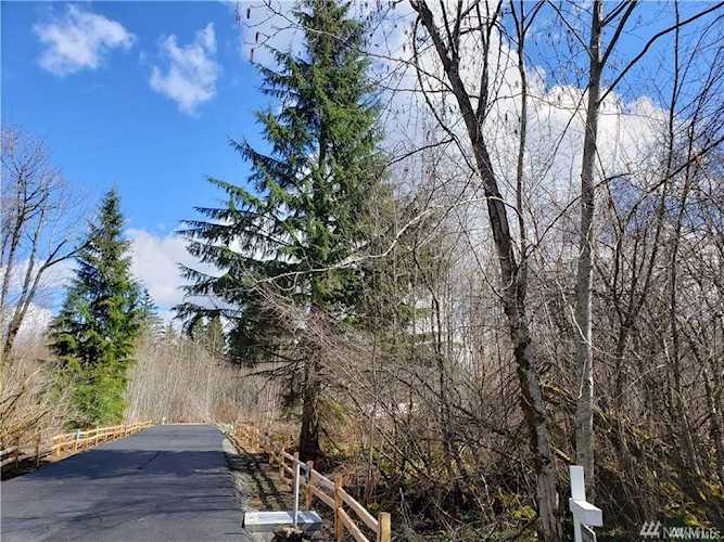 24680 NE 80th St #Lot 1 Redmond, WA 98053