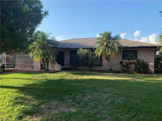 141 Coral Dr Fort Myers, FL 33905 | MLS 219064676 Photo 1