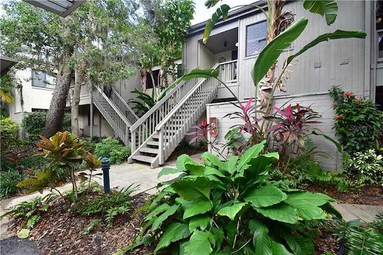 1628 Boathouse Circle #GR214 Sarasota, FL 34231