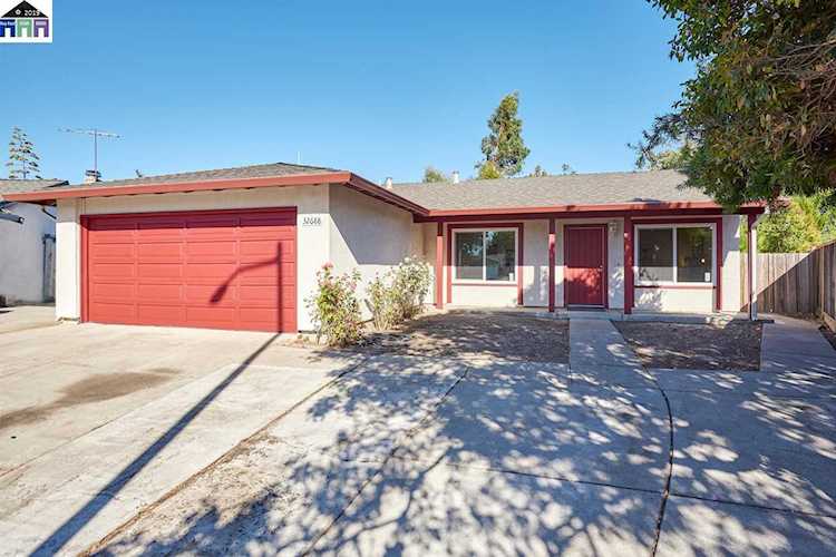 32688 Lake Arrowhead Ct Fremont, CA 94555 | MLS 40880740 Photo 1