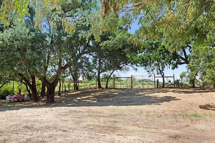 1055 Heaven Hill Road Sonoma, CA 95476