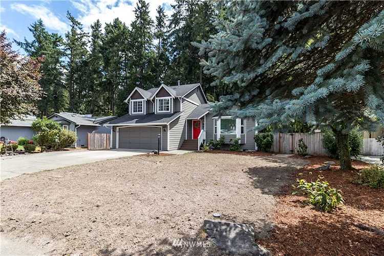 902 144th St Ct S Tacoma, WA 98444 | MLS ® 1504779 Photo 1