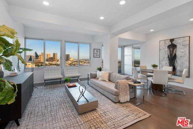 10501 Wilshire #2109, Los Angeles, CA 90024 | MLS# 19516894 Photo 1