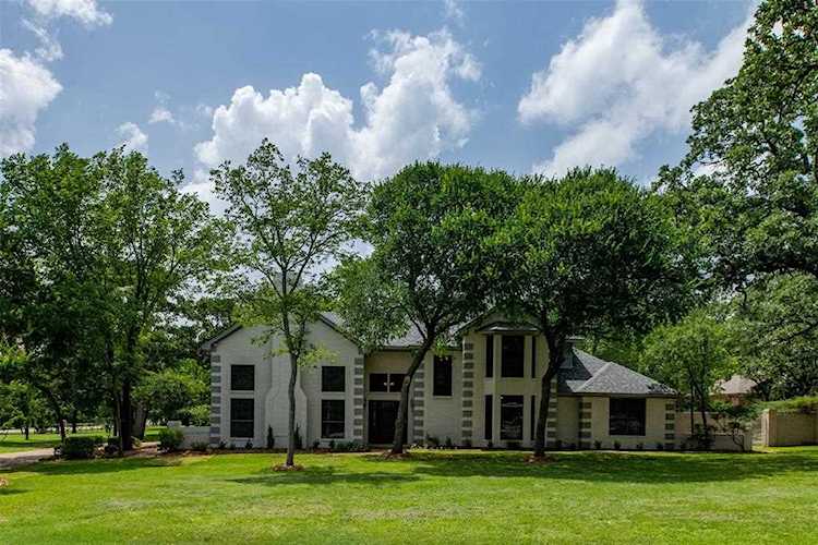 125 Brown Cliff Court Double Oak, TX 75077