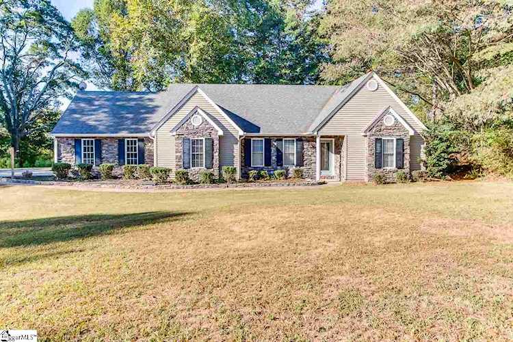 112 Stone Terrace Central, SC 29630 | MLS 1403290 Photo 1