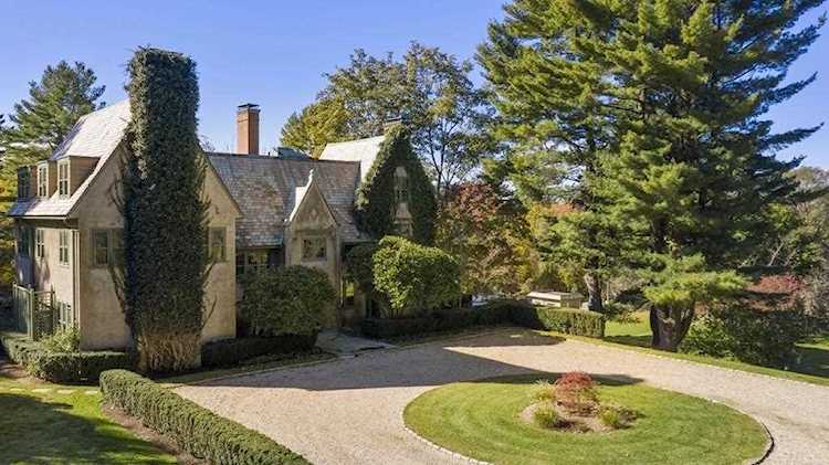 1451 Brush Hill Rd, Milton, MA 02186 - $2,237,500 - MLS#72442525 Photo 1