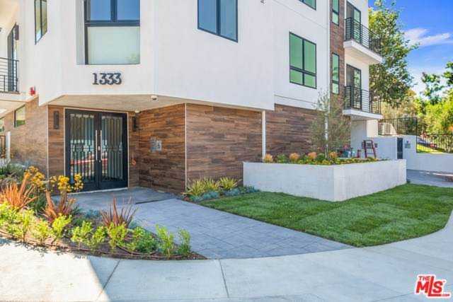 1333 Beverly Green Drive #301 Los Angeles, CA 90035