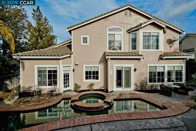 1006 Pebble Beach Dr Clayton, CA 94517 | MLS 40878932 Photo 1