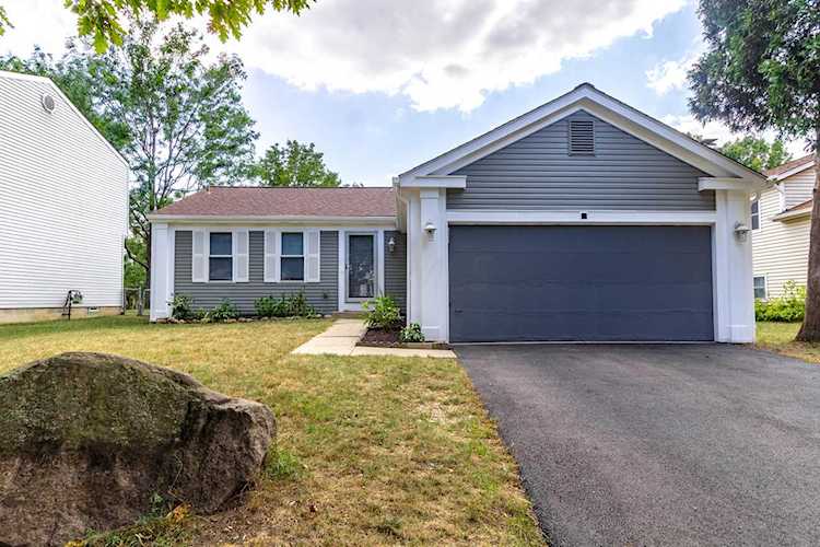 2165 Green Island Drive Columbus, OH 43228 | MLS 219031766 - Franklin Photo 1