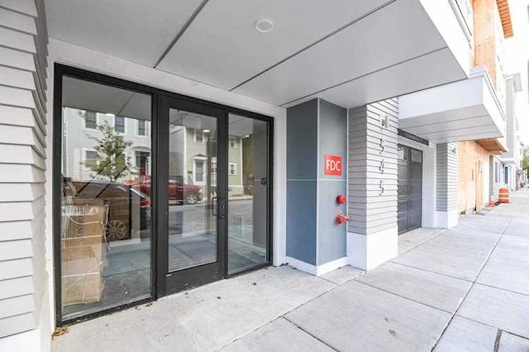 545 E 3rd #10 Boston, MA 02127 | MLS 72576153 Photo 1