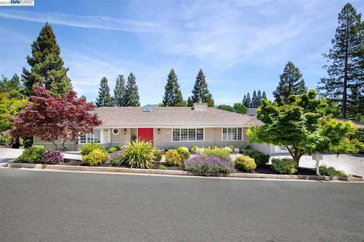 380 Vernal Dr Alamo, CA 94507 | MLS 40863342 Photo 1