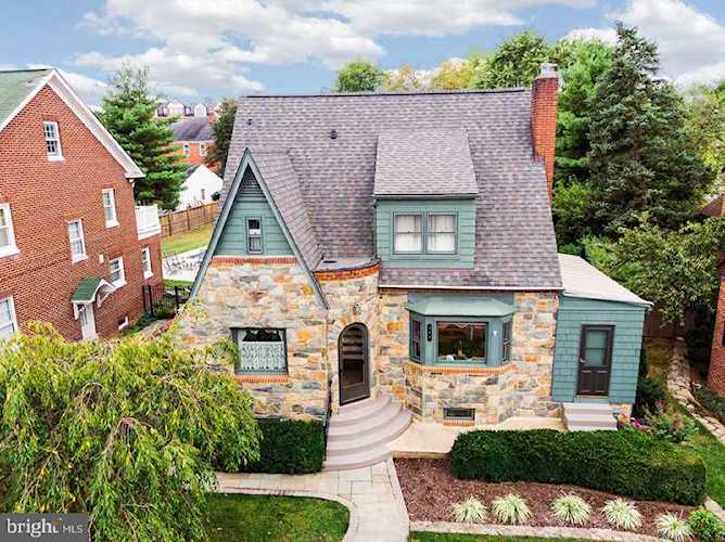 406 Carroll Parkway Frederick, MD 21701 | MLS ® MDFR254492 Photo 1