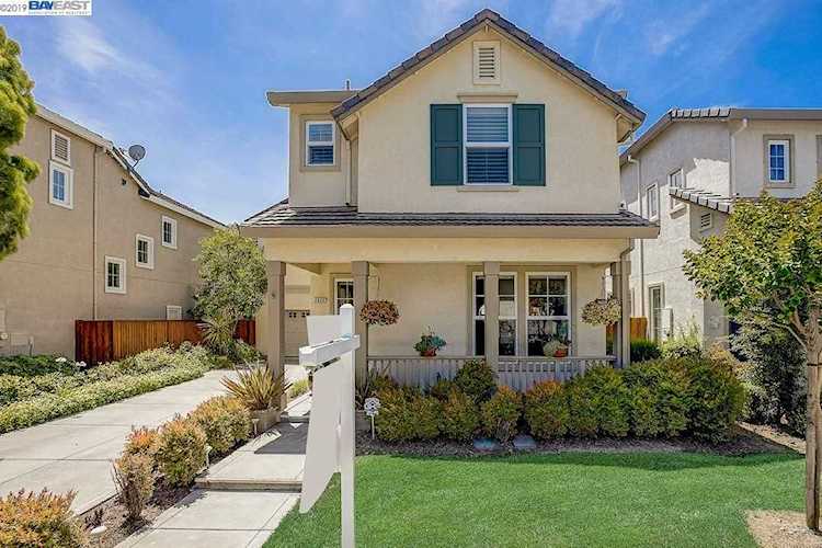2834 Maria St Pleasanton, CA 94588 | MLS 40873829 Photo 1