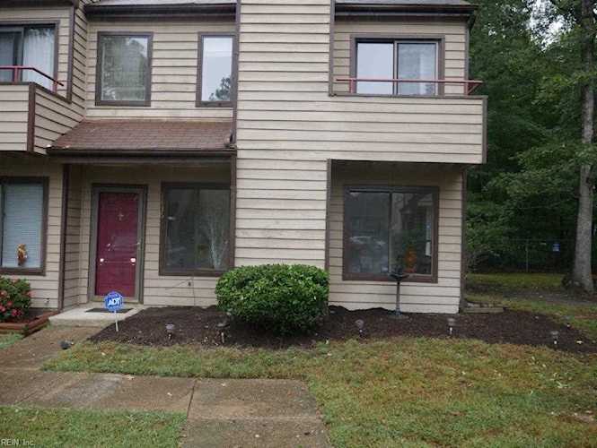 1136 North Green Dr Newport News VA 23602 | MLS# 10285178 - TREG.com Photo 1