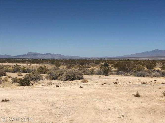 6220 E H & S Pahrump, NV 89061
