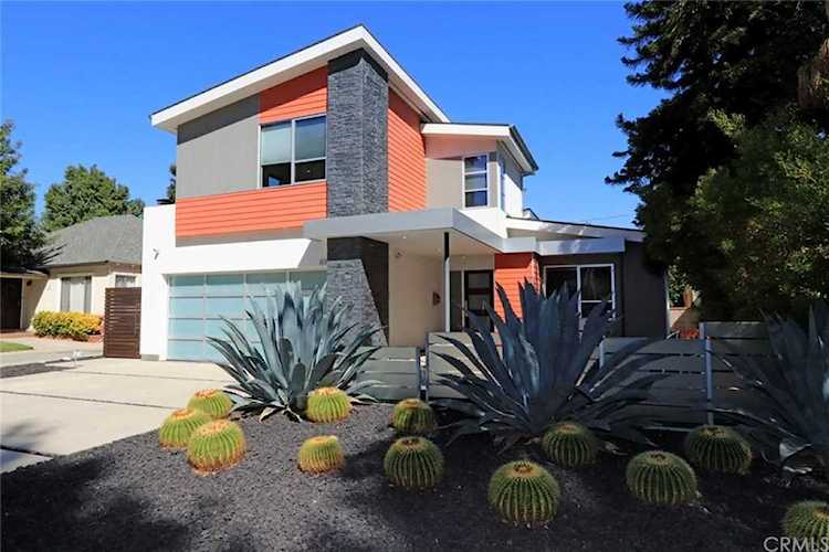 610 N Beachwood Drive, Burbank, CA 91506 | MLS #BB19239278 Photo 1