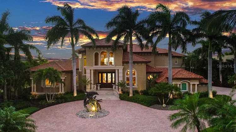 1461 John Ringling Parkway Sarasota, FL 34236