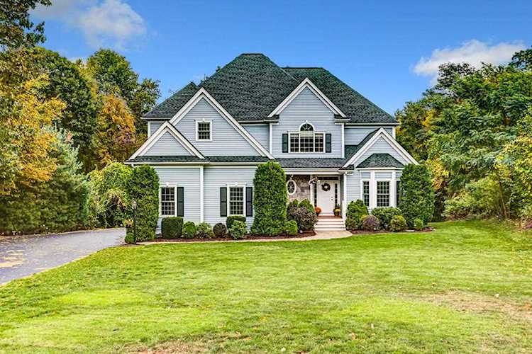 Hearthstone Hopkinton, 12 Carriage Hill Rd, MA, home for sale Photo 1