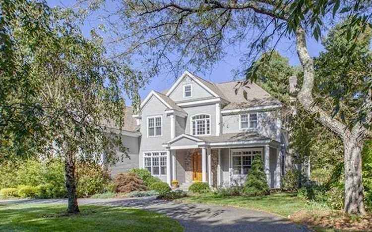 Dover, 28 Cross St, MA, home for sale Photo 1