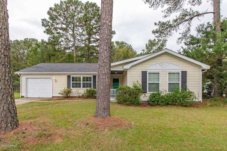 33 Dixie Trail Jacksonville, NC 28546 Photo 1
