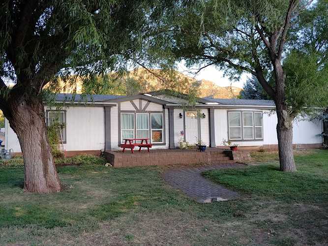 242 S 100 W Kanarraville, UT 84742