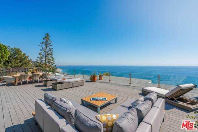 18125 Coastline Drive #E, Malibu, CA 90265 | MLS #19518920 Photo 1