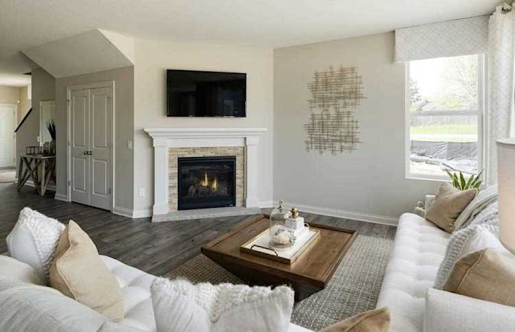 722 Wildflower Lane Chanhassen, MN 55317