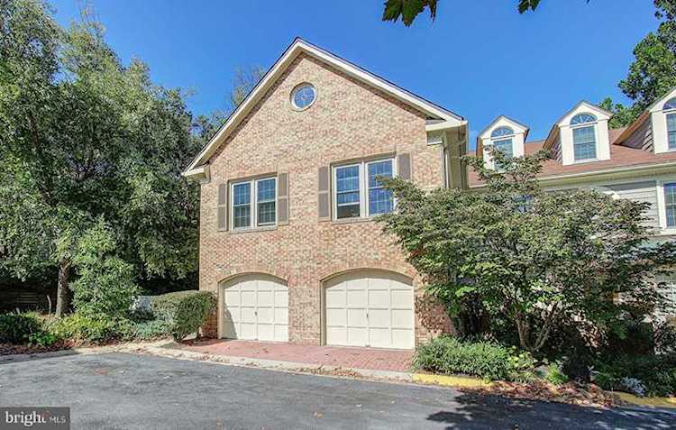 5725 Balsam Grove Ct #67 Rockville, MD 20852 | MLS ® MDMC682990 Photo 1
