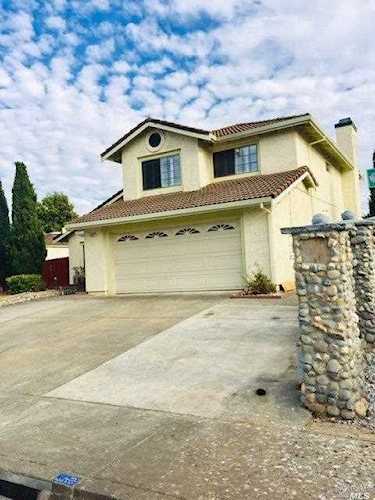 245 Sheffield Way Way American Canyon, CA 94503 | MLS 21920765 Photo 1