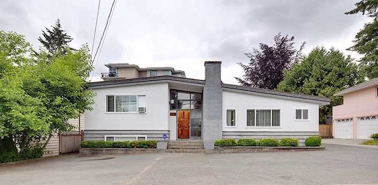 629 Smith Avenue Coquitlam, BC V3J 2W5 | MLS ® R2412510 Photo 1